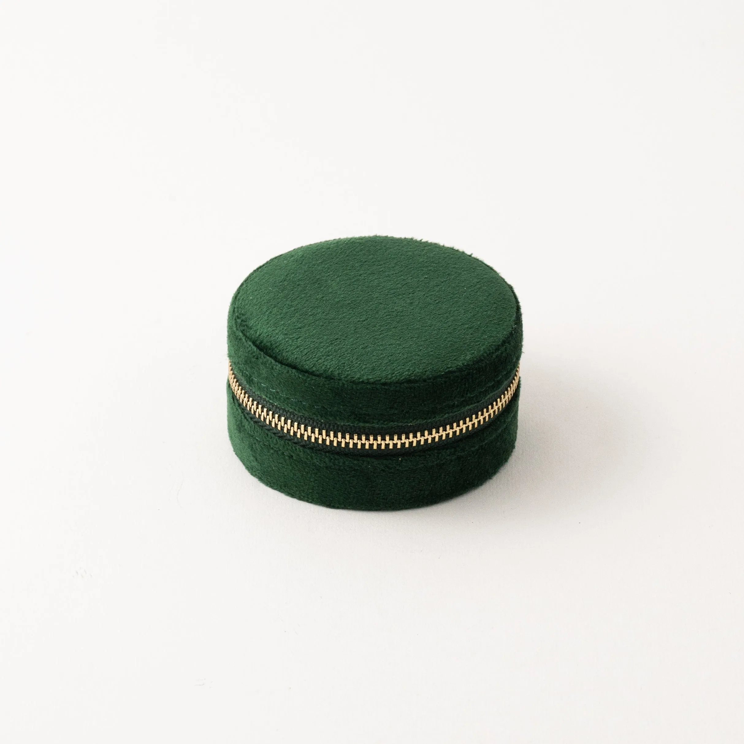 Bon Voyage Circle Travel Case Emerald