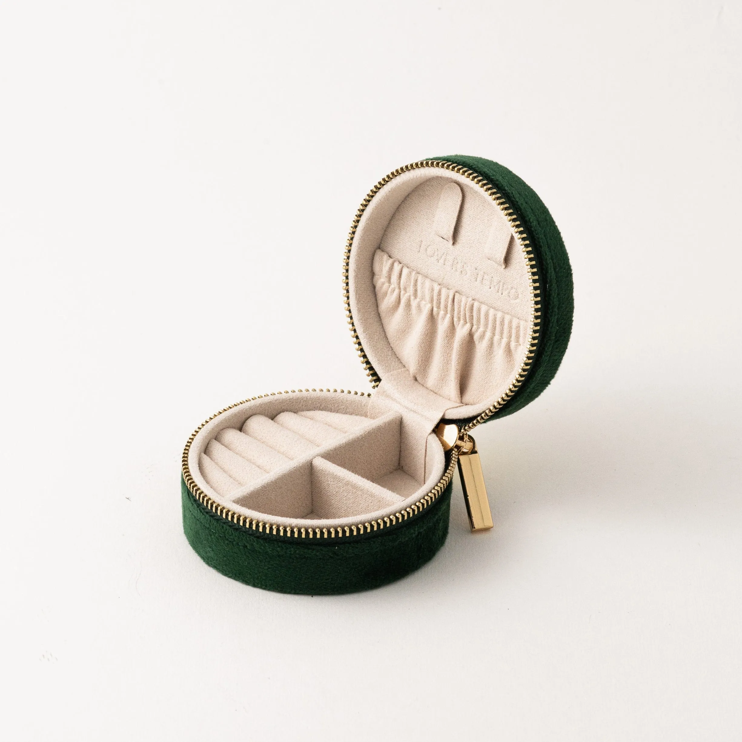 Bon Voyage Circle Travel Case Emerald